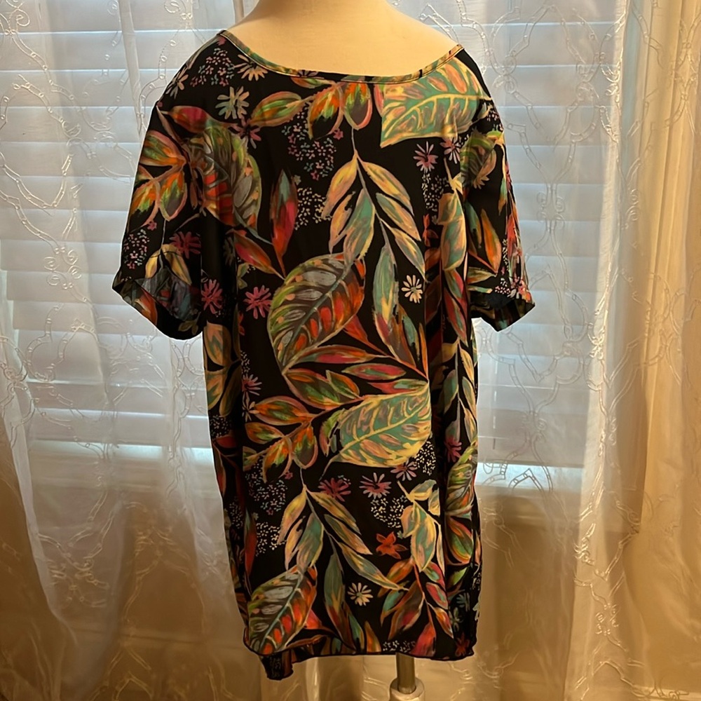 Small dress top- Gently worn